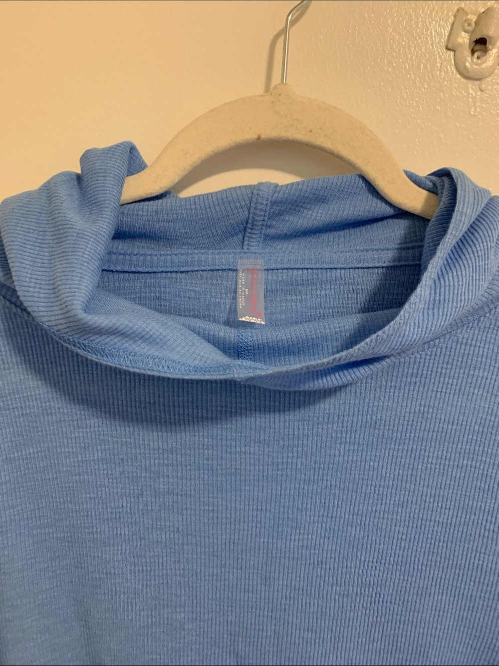Free people movement blue ribbed long sleeve top! NWT size small - Picture 2 of 4